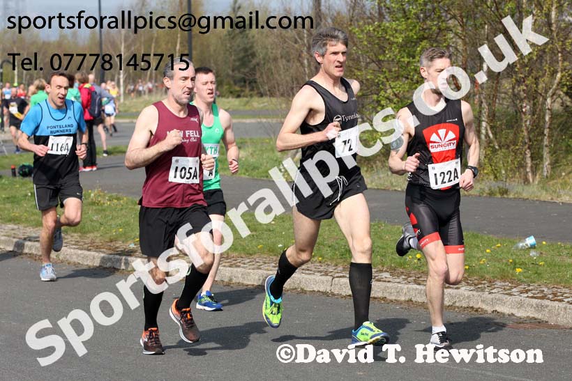 Senior mens 2019 Elswick Harirers Good Friday Road Relay, Newburn, Newcastle. Photo:  David T. Hewitson/Sports for All Pics